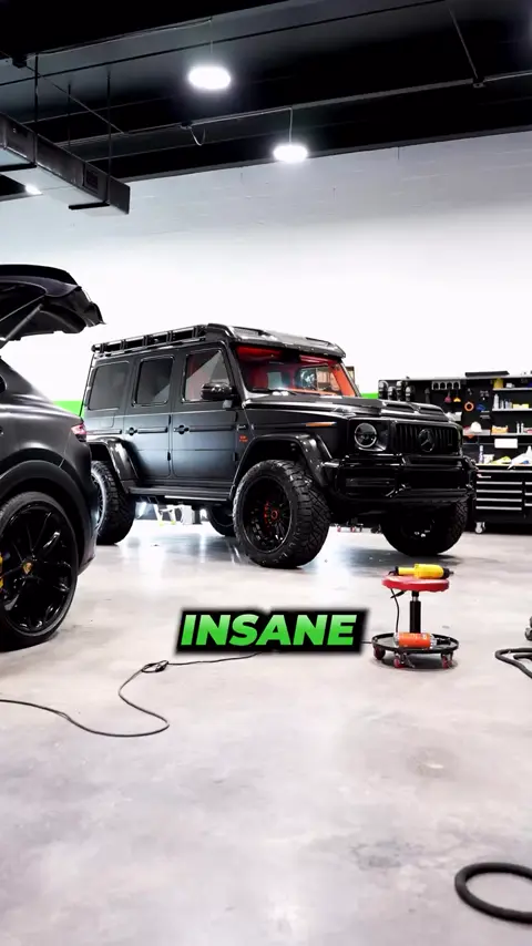 Mercedes G-Wagon wrap makeover finished in matte black
